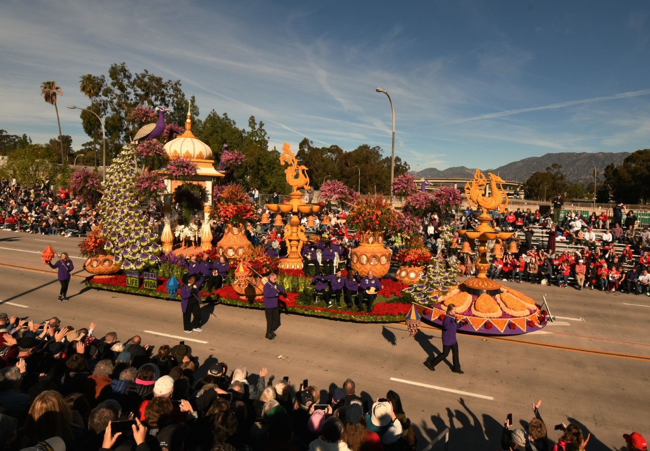 parade float parade float